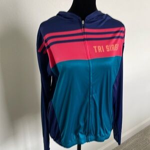 Tri Sirena team 2022 light weight long sleeved hoody. Size small. (Fits loose.)
